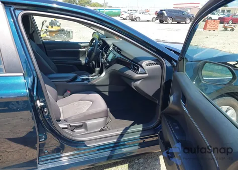 2020 Toyota Camry Le from USA, damaged, VIN 4T1C11AK6LU955569